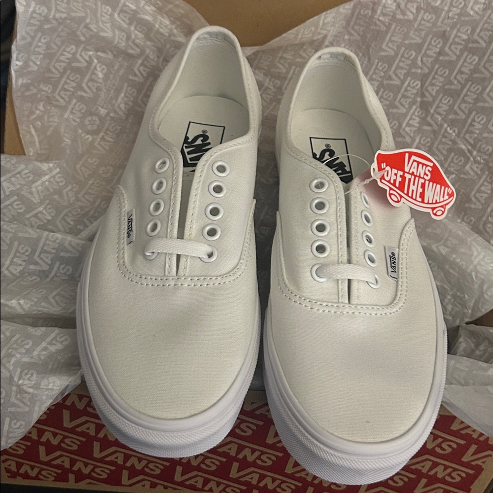 NWOT Womens Vans 'Authentic' True White